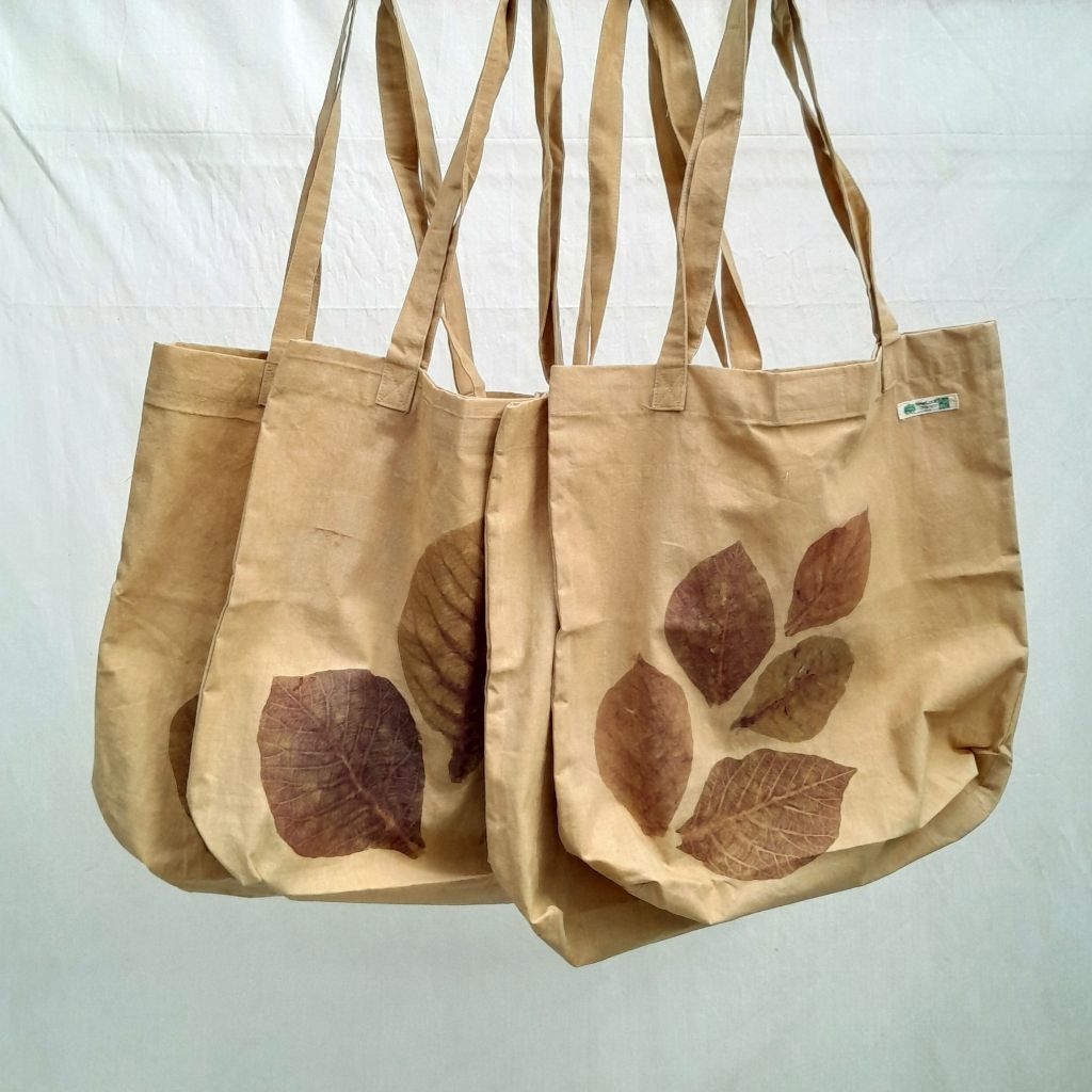 Totebag Ecoprint Daun Jati - Tas Tote Ecoprint Kuning Soga