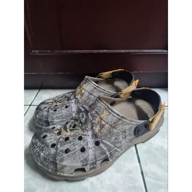 preloved crocs all terrain big size m13 reject