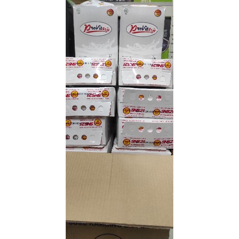 

Susu kambing Provit Plush Royal Jelly (ProviteErje) Satu Box 50 Scht