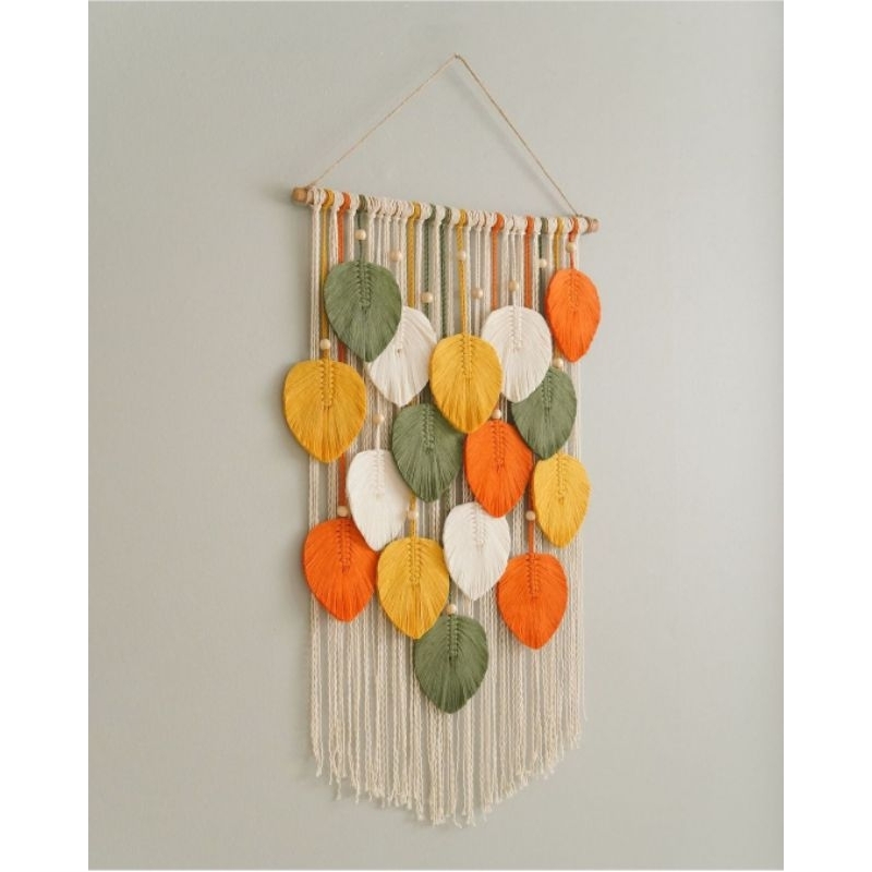 Hiasan Dinding Macrame Daun Warna Warni Lewat Macrame-Hiasan Dinding Daun
