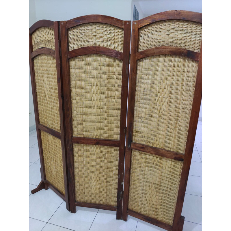 PARTISI SEKAT PENYEKAT RUANGAN ROTAN ASLI