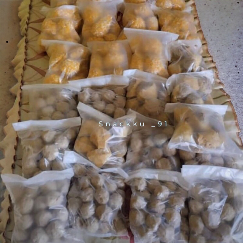 

BAKSO AYAM 25 BUTIR/SEMPOL AYAM 10 PCS/BAKSO TAHU 10 PCS(KHUSUS LAMPUNG)