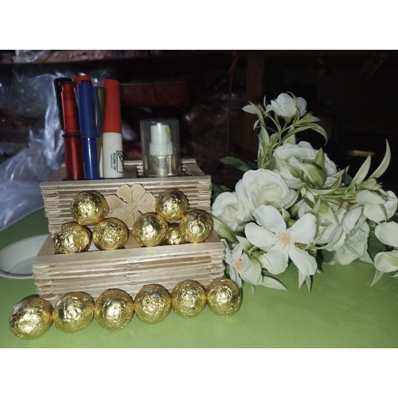 

Tempat pensil 4 sekat dari stik es krim/ kerajinan tangan dari stik es krim/ prakarya/ souvernier/ hadiah/ kado unik