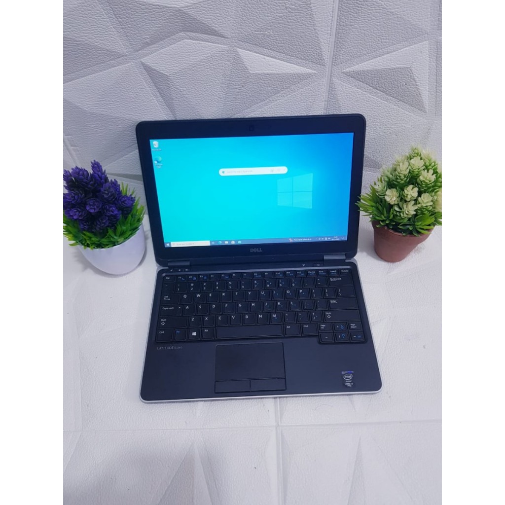 DELL LATITUDE E7240 / E7250 / E7270 - i7 Gen 16/512GB 2nd Bergaransi