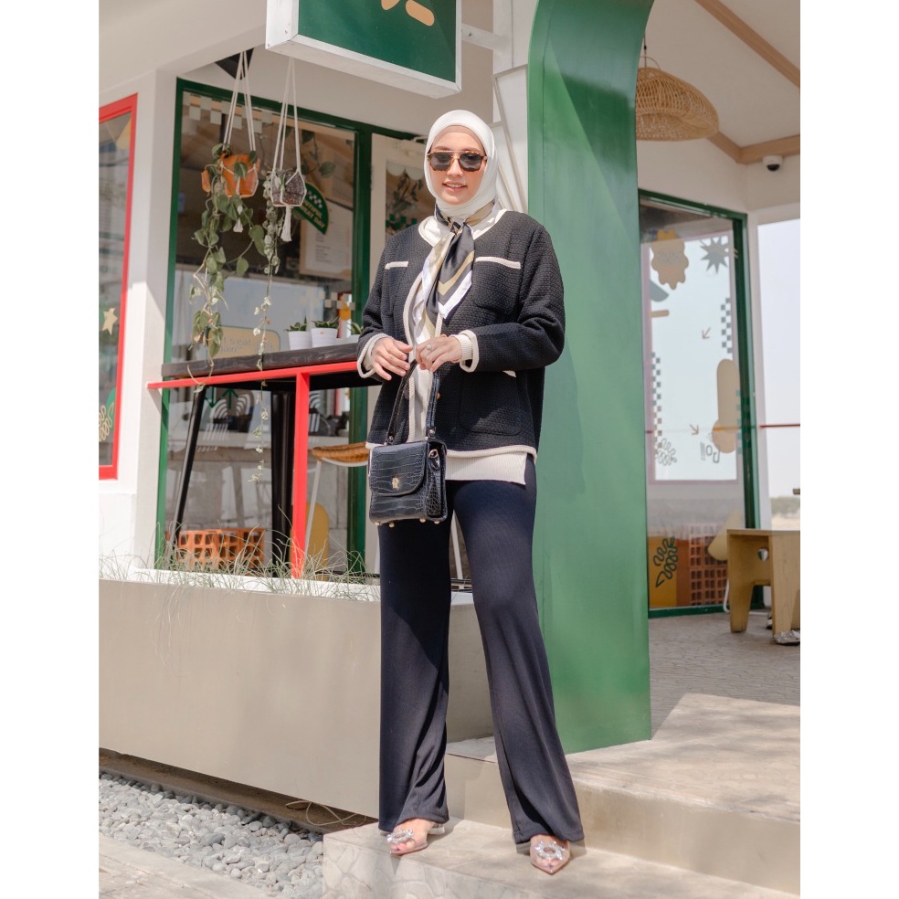 HEMAT PROMO Moura Pants DianaRestu  Knit  Celana Wanita