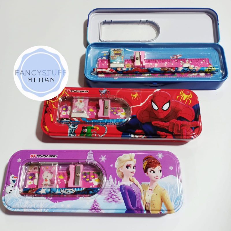 

Fancystuff - kotak pensil kaleng set alat tulis motif karakter
