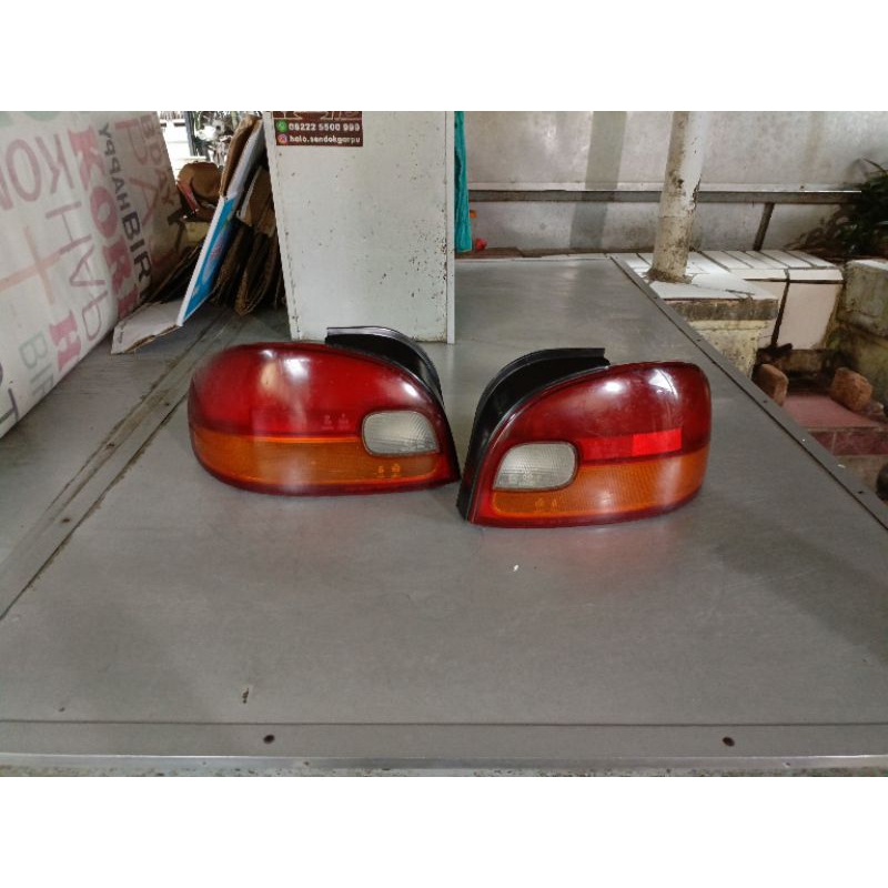 stoplamp lampu belakang hyundai accent cakra excel 1 original copotan sepasang