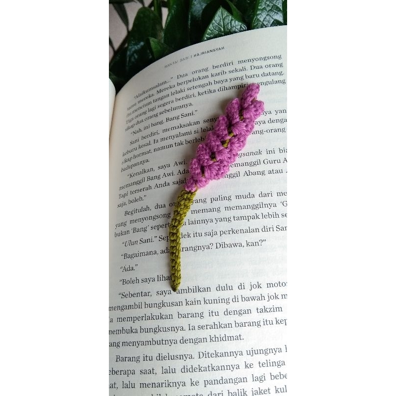 

Bookmark Penanda Buku Lavender