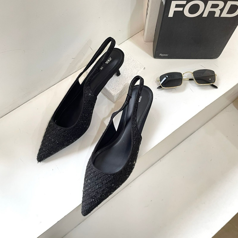 Pump heels 4cm with tweed motive by Zara fullblack import high quality fashion shoes sepatu wanita h