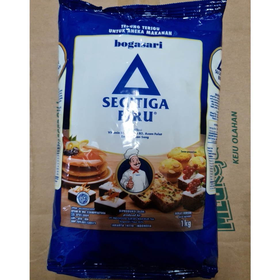 

cc Laris Tepung terigu Segitiga Biru PREMIUM 1kg A93