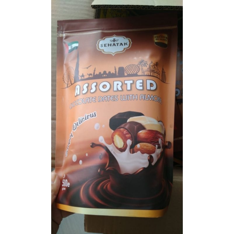 Kaloonaentier Coklat Kurma Almond Arab Import