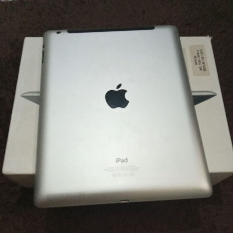 A ipad 4G apple Wi-Fi 16GB Black