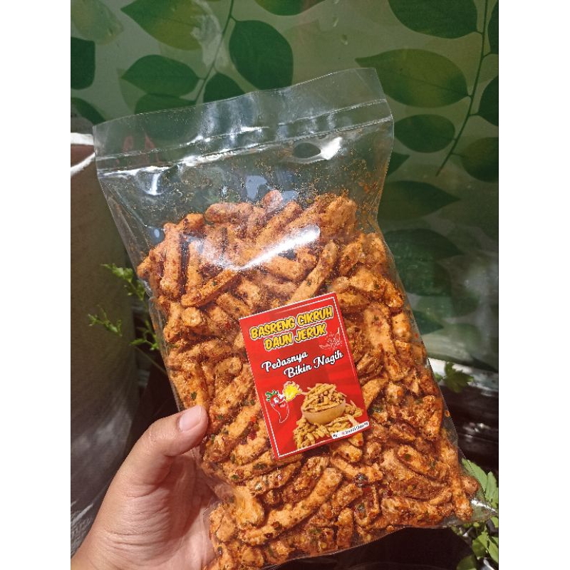 

Basreng Stik Daun Jeruk 250 gram