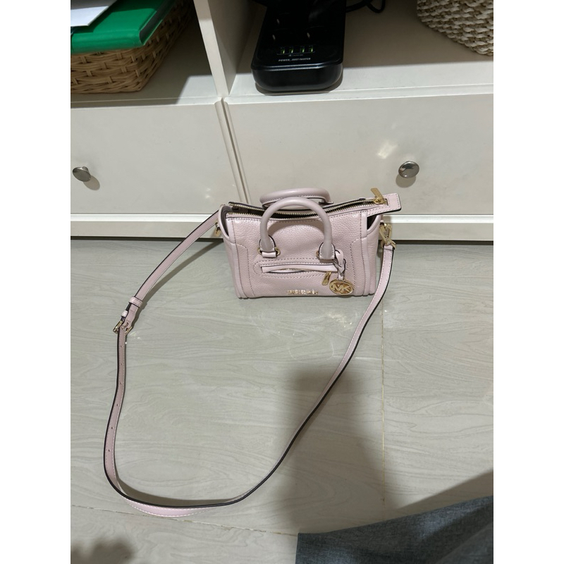 tas mk carine xs satchel pink