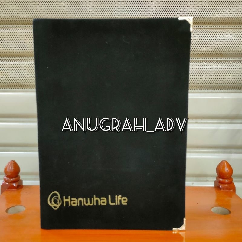 

map custom logo dan tulisan sablon warna emas bahan beludru premium ukuran F4 dan A4