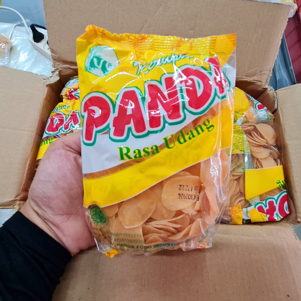 

Kerupuk Mentah Sari Udang 250gr cap Panda / Krupuk Sari Udang Mentah / Kerupuk Murah