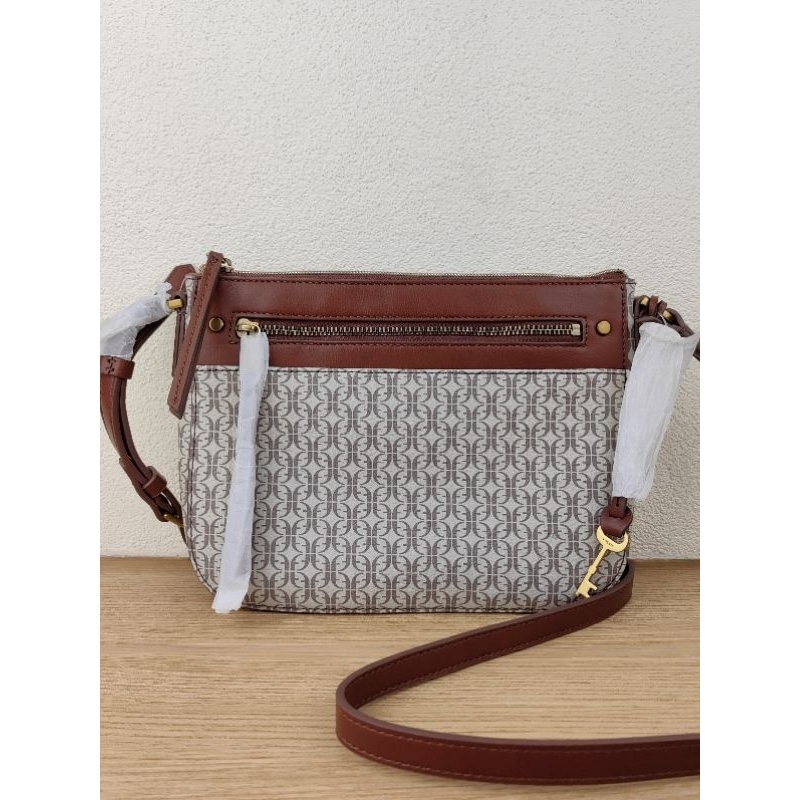 Farrah Crossbody Medium Taupe Tan