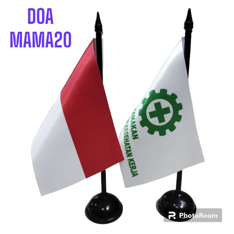 

tiang kayu meja set sama bendera merah putih dan K3