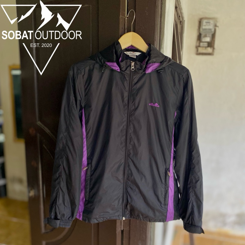 jaket outdoor winbreaker ellese second