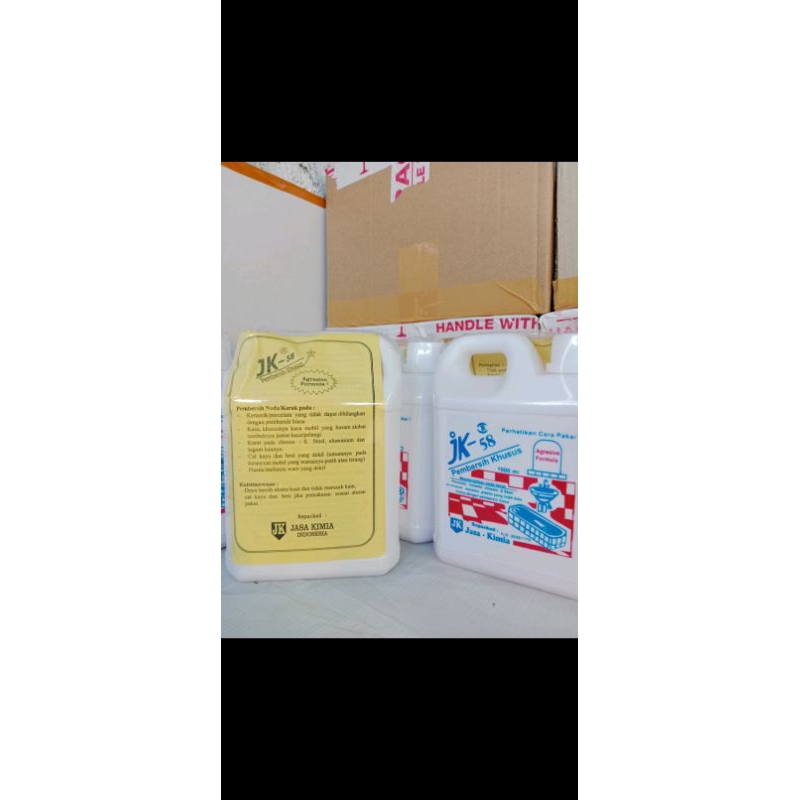 pembersih kerak kamar mandi yang membandel serbaguna jK 58