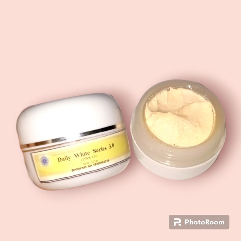 Day cream glowing premium, BPOM,memudar kan flek hitam diwajah, Aman untuk BUMIL BUSUI