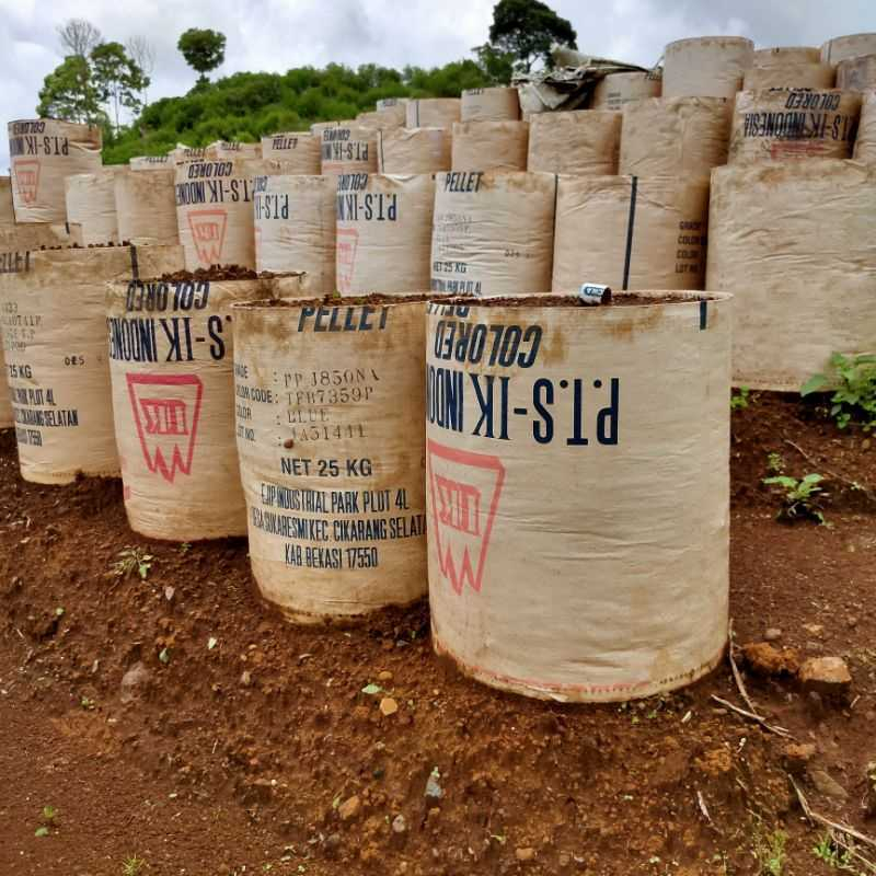 Karung Noblen karung khusus tanaman