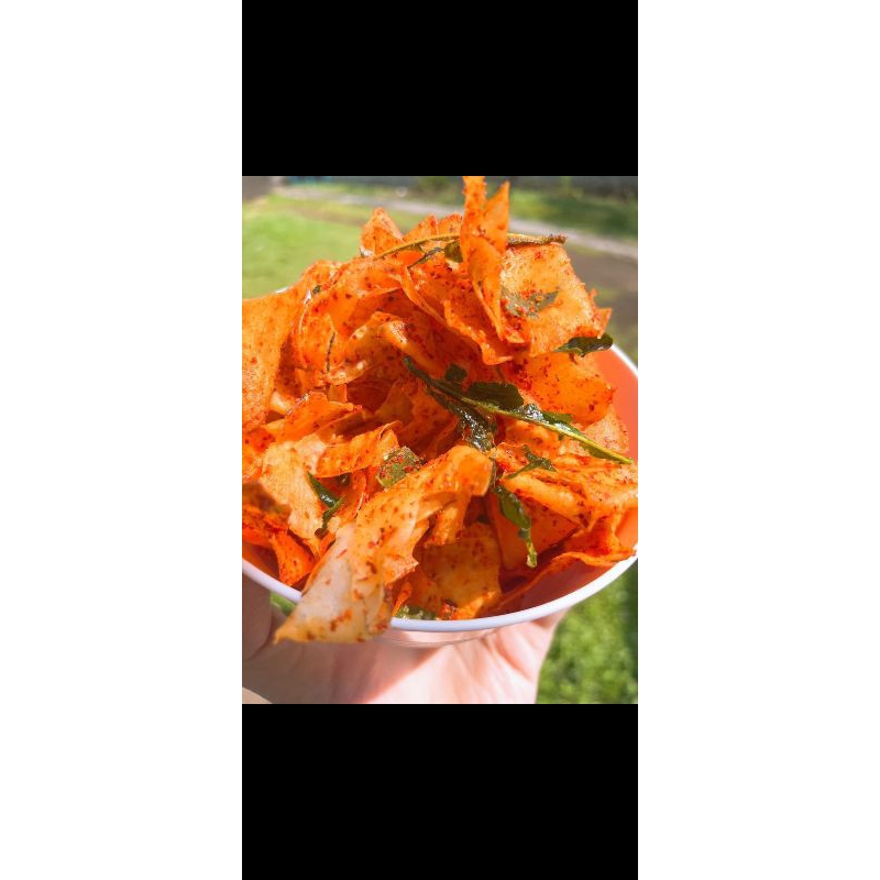 

Kripset Pedas Gurih Enak