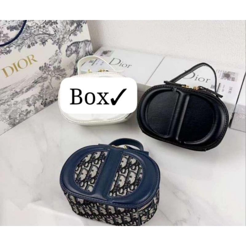 DIOR   Sling bag Wanita. Tas Sling bag Wanita