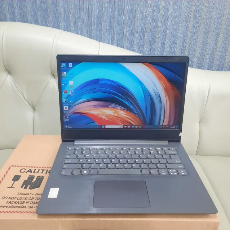 Laptop Lenovo Ideapad V14 | ADA Amd 3020e With Radeon Ram 8Gb/SSD 256Gb Vga Amd Radeon (TM) Graphic