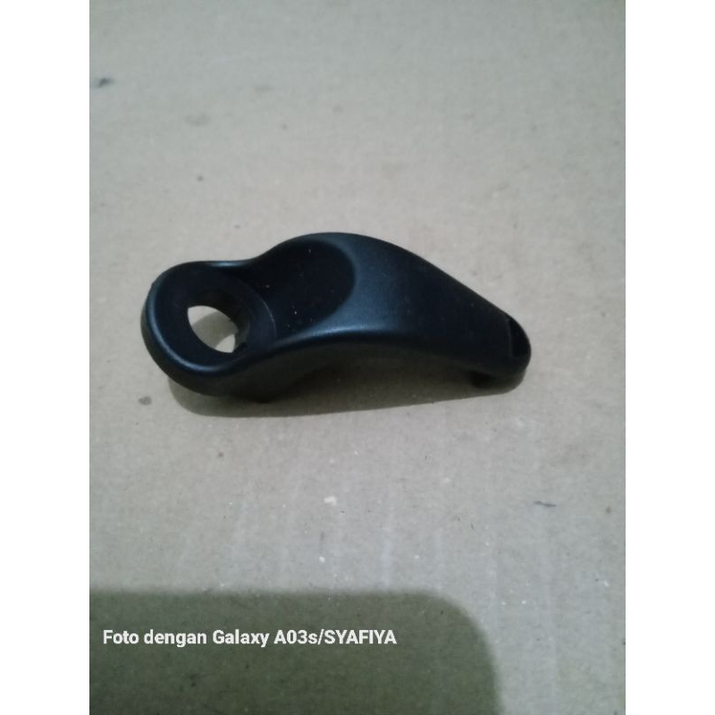 gantungan barang/gantungan helm yamaha mio m3 mio sporty