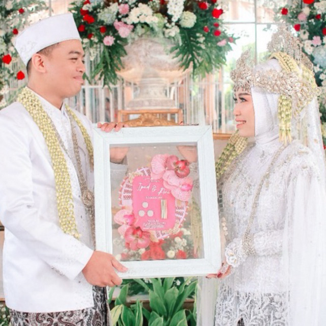 MAHAR PERNIKAHAN CLASSIC BACKGROUND TRANSPARAN FRAME 30 X 40cm/MAHAR FRAME UKIR/MAHAR PERNIKAHAN