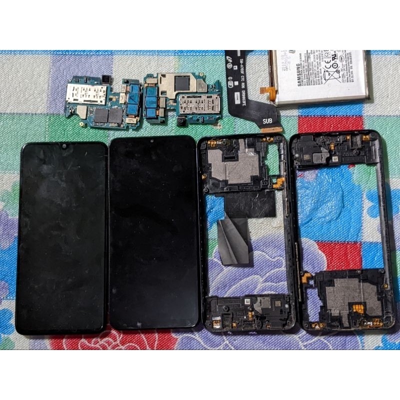 Samsung-a70 matot lcd aman