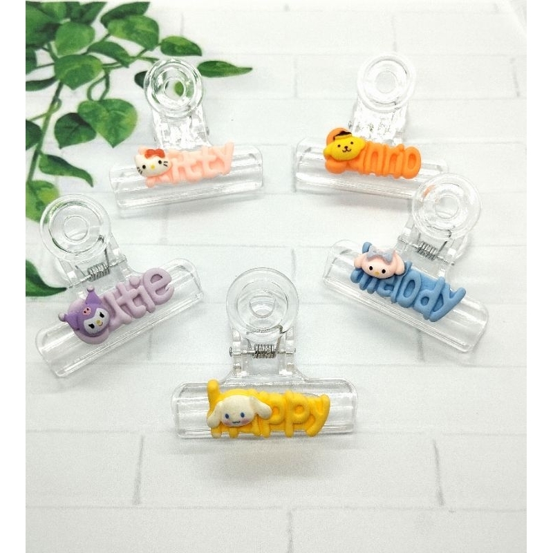 

Klip Penjepit / Paper Clip Plastik Bening Motif Lucu 50mm