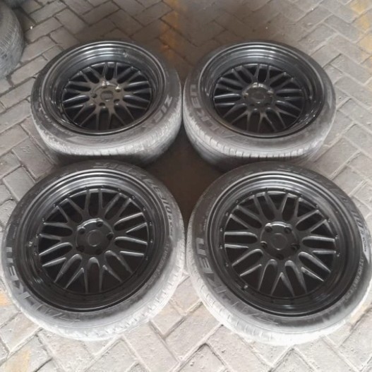 VELG MOBIL SEKEN R18 LUBANG 5 BBS R18X8-9 5X114 ET35-40 BAN FALKEN 225 45 R18