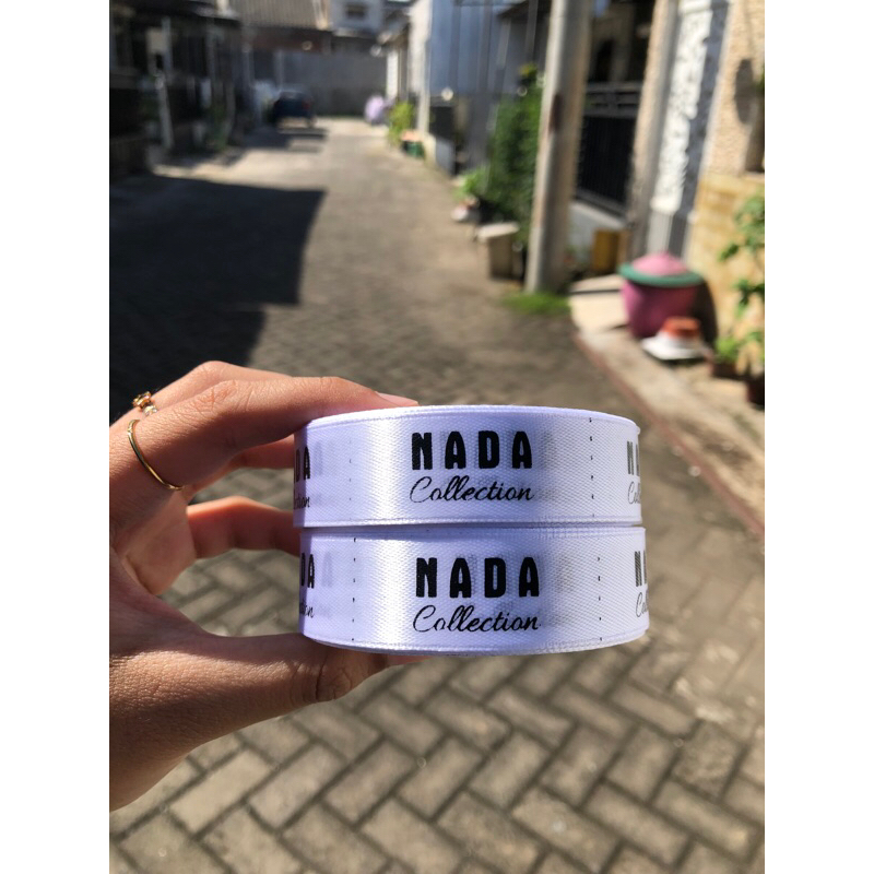 

Label Satin Sablon Custom Murah PROSES CEPAT