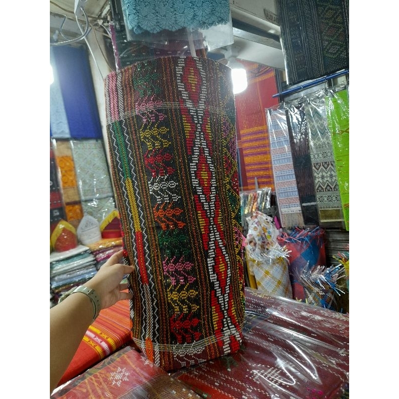 Tandok Tulang motif Ulos Sadum