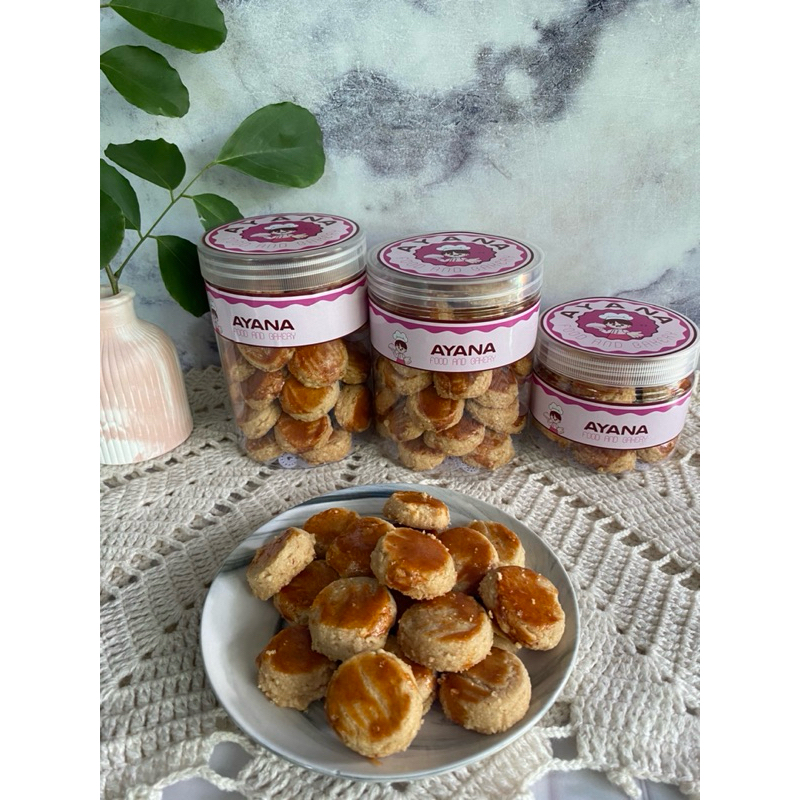 

Kue Kacang Toples 600ml