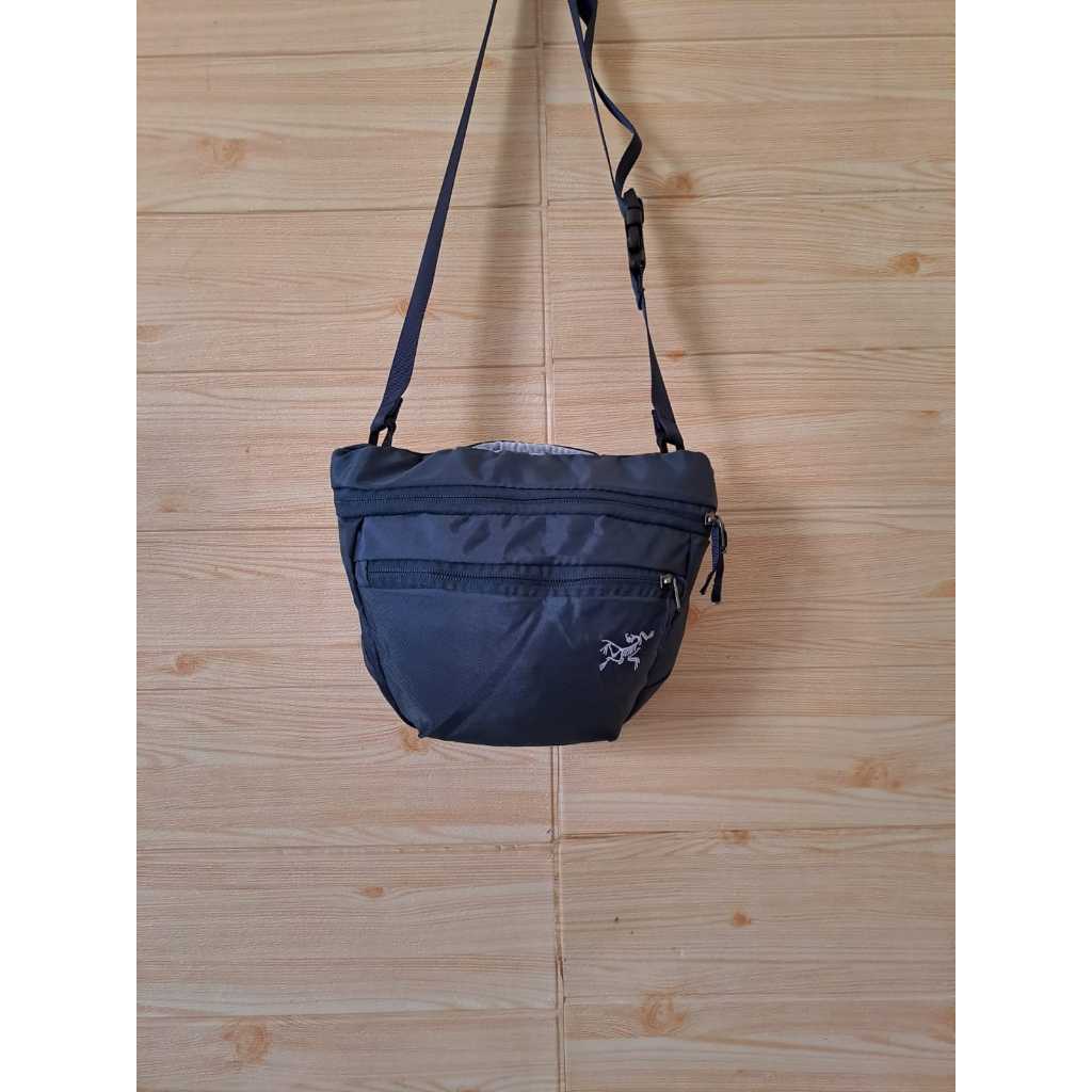 ARCTERYX MANTIS 2 WAISTPACK - Navy