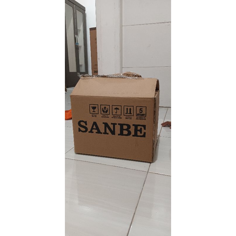 

KARDUS / DUS untuk packing atau pindahan . TEBAL 2 play KOKOH