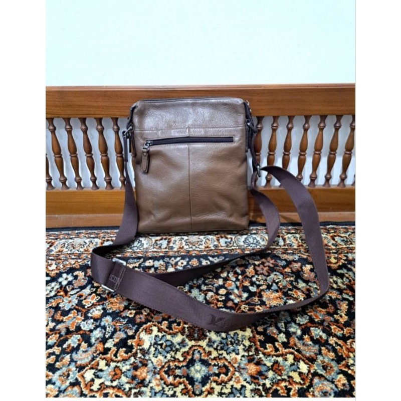 tas sling bag yearcon