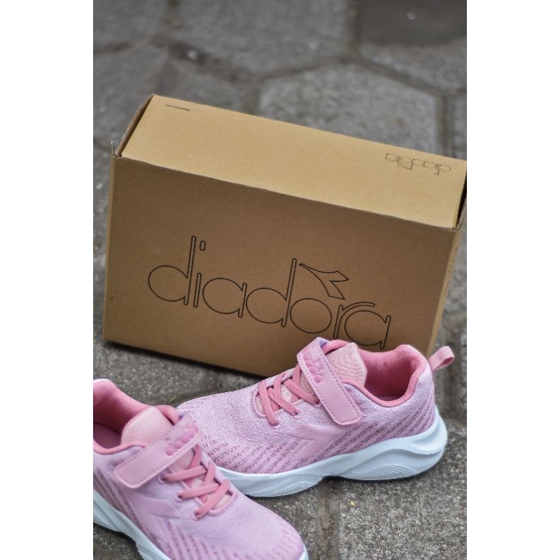 Diadora Gary jrJr Pink