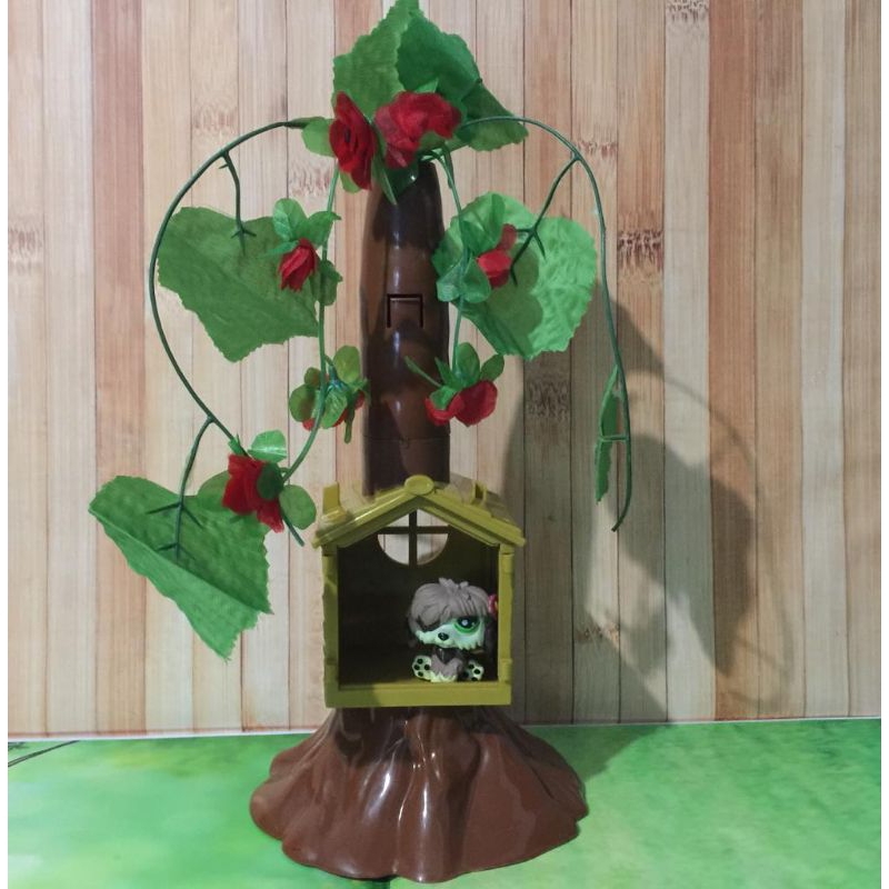 Rumah Pohon Mainan Preloved