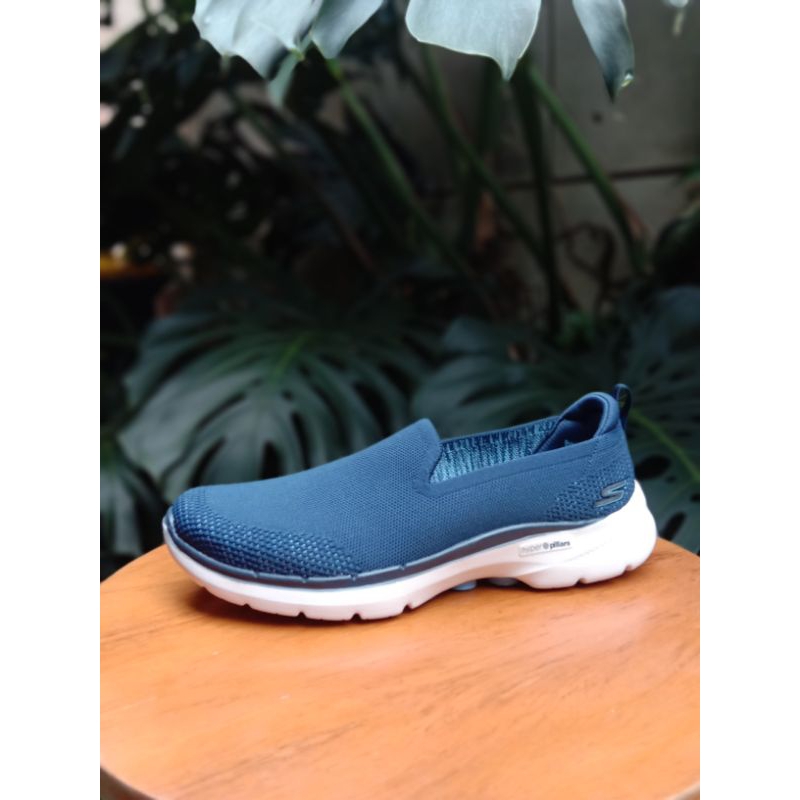 SEPATU SNEAKERS SKECHERS GO WALK 6-BRIGHT STARS (NAVY/LIGHT BLUE)