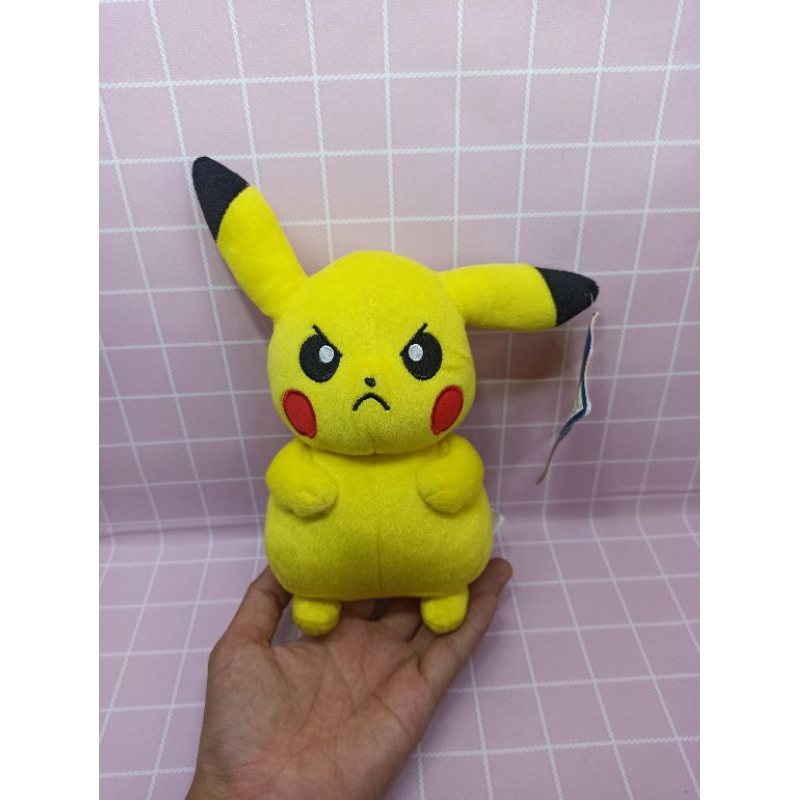 boneka pikachu pokemon Pikachu original new tag Takara tomy