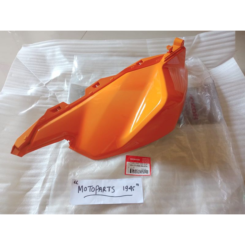 COVER TANGKI KIRI CBR150R K45R ORANGE ORI AHM