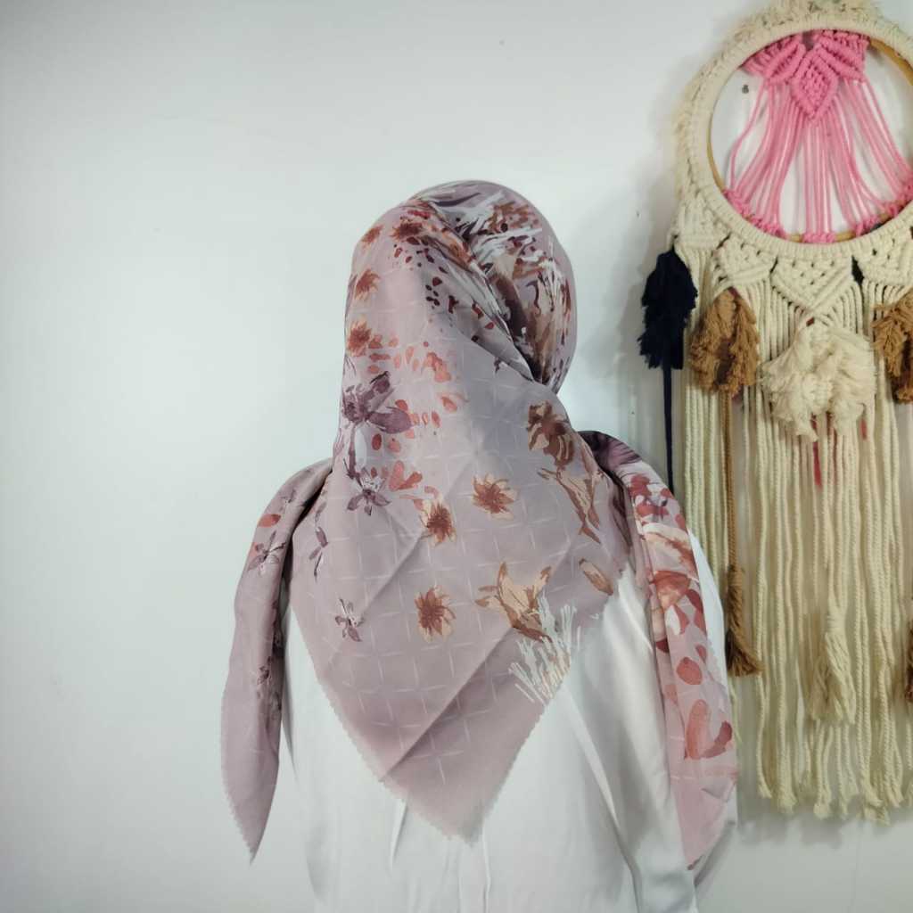 Hijab segi empat  - jilbab segi empat motif- kerudung segi empat motif Bunga