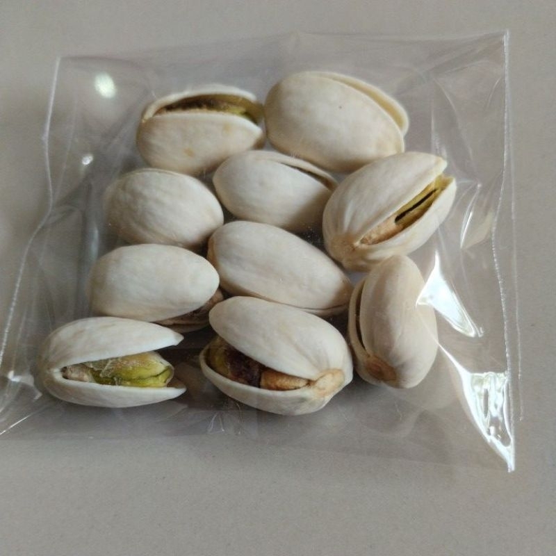 

kacang pistachio || oleh oleh haji dan umroh || kemasan ekonomis