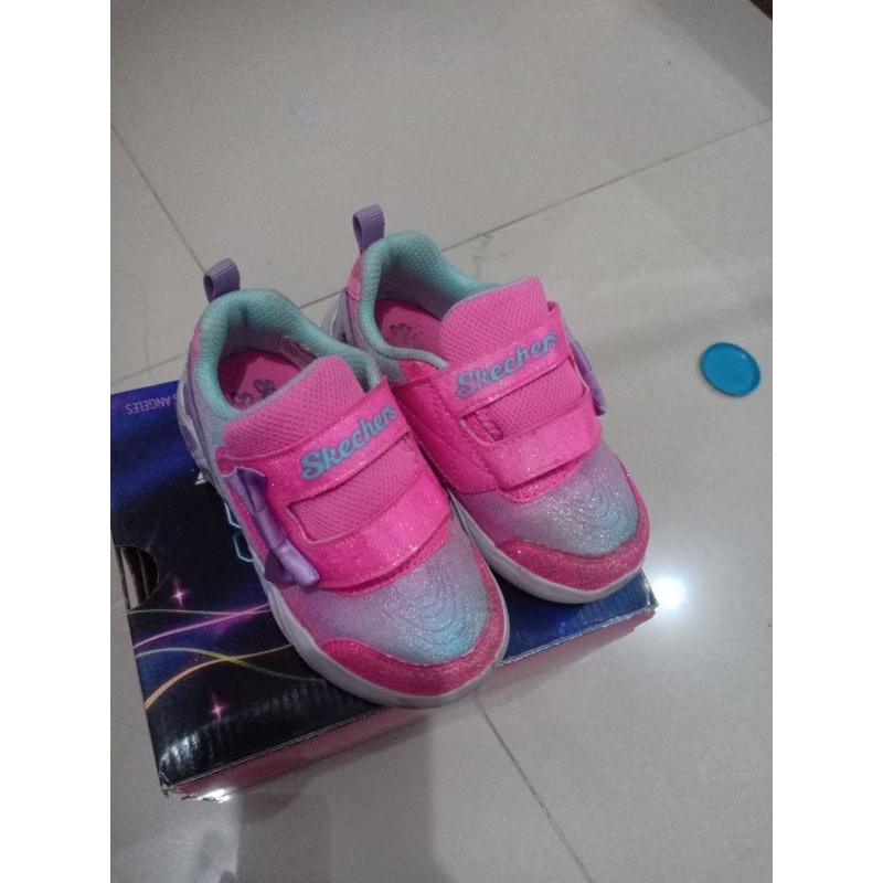 sepatu skechers light anak perempuan original 100% prelove
