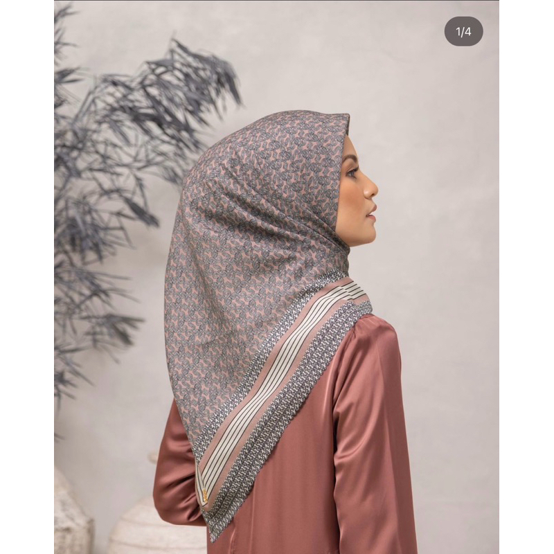 PL KAIA SCARF BY HEAVEN LIGHTS