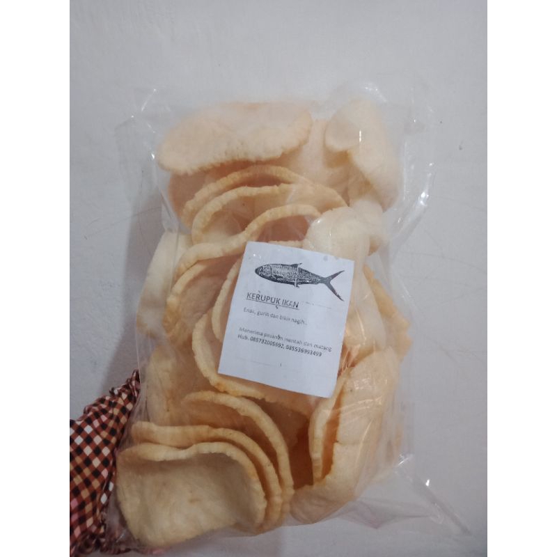 

Kerupuk ikan matang 250 gram khas Sidayu Gresik